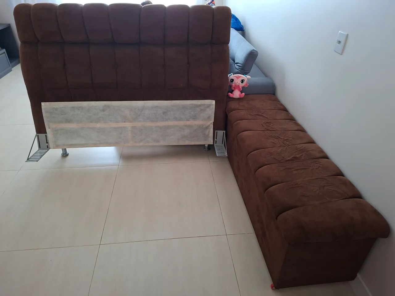 Cabeceira e baú  - Foto 3