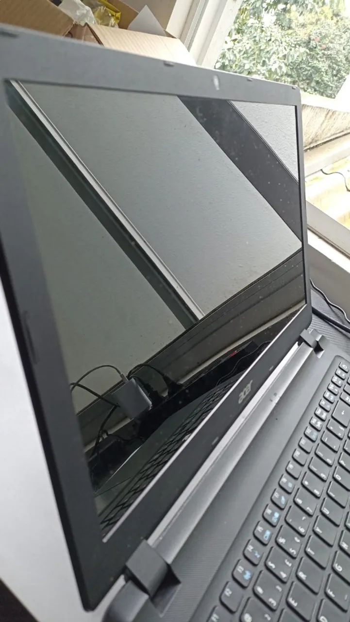 Notebook Acer ES1-572 com defeito. - Foto 3