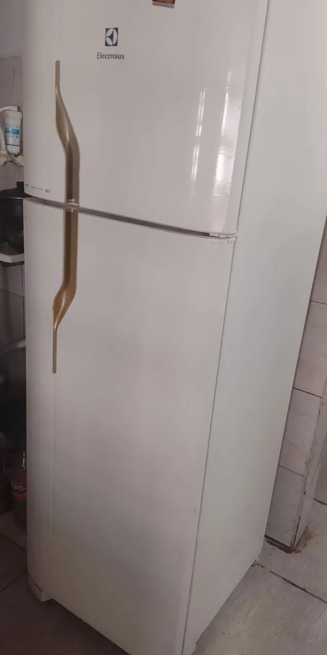Vendo geladeira 