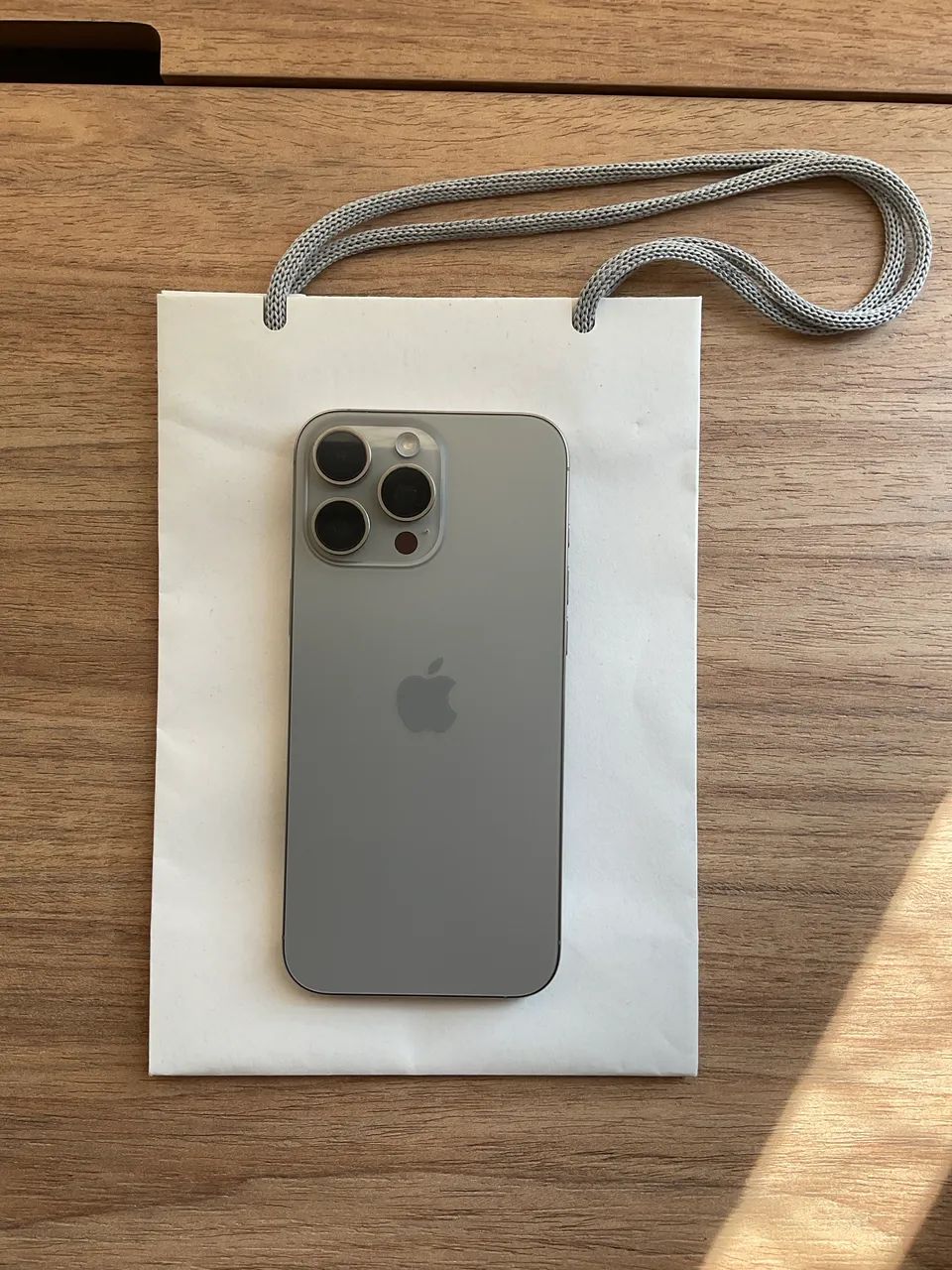 iPhone 16 pro max - 256GB - Foto 2