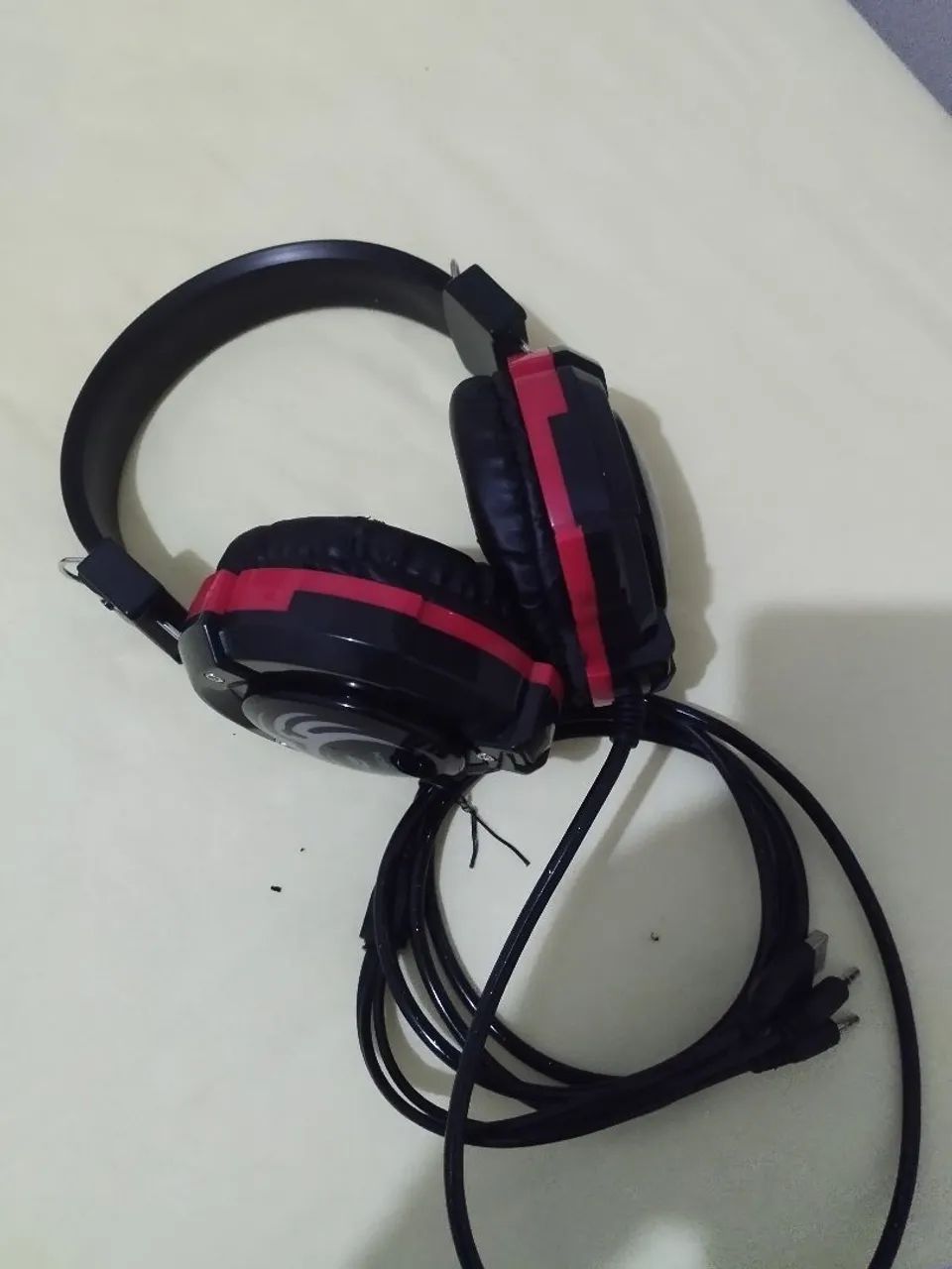 Fone gamer novo com microfone 