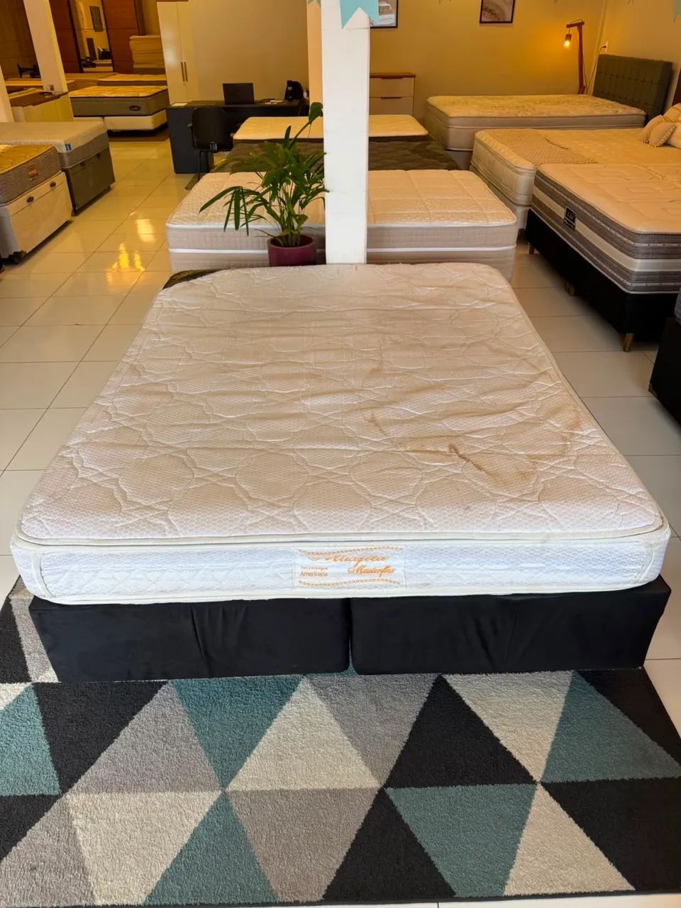 Cama box Casal MAXFLEX USADO QUEEN - Entrego!  - Foto 2