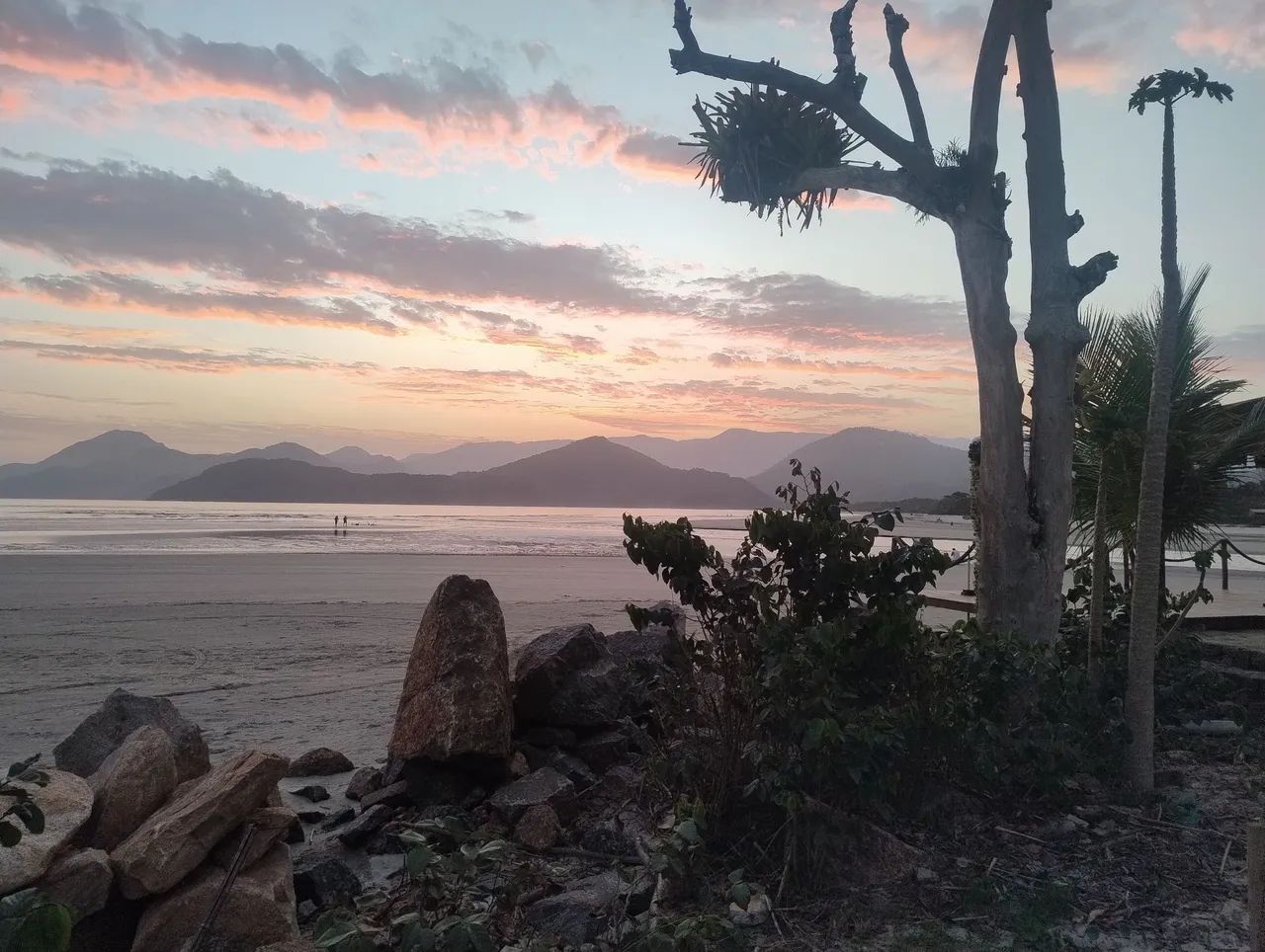 Chalé em Ubatuba SP pé na areia!