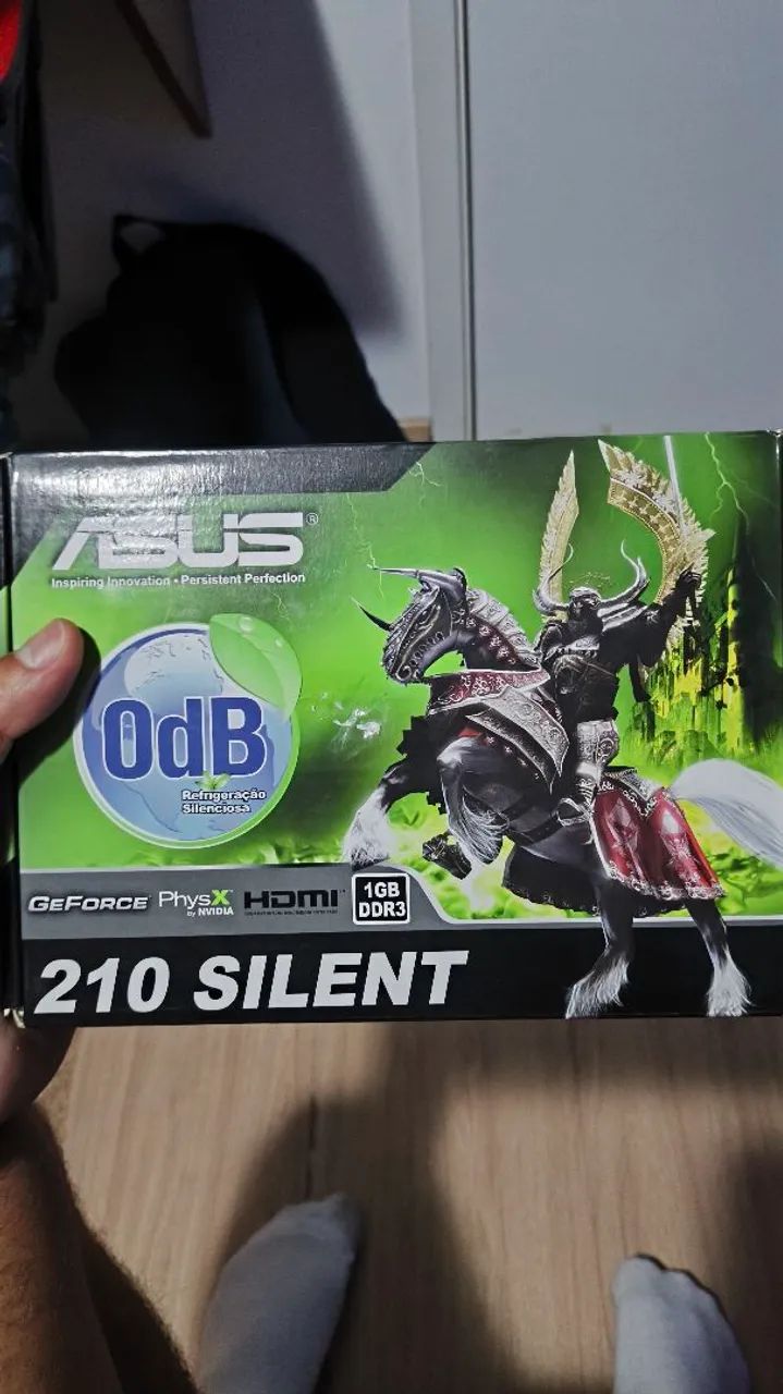 Placa de vídeo Asus nunca usada