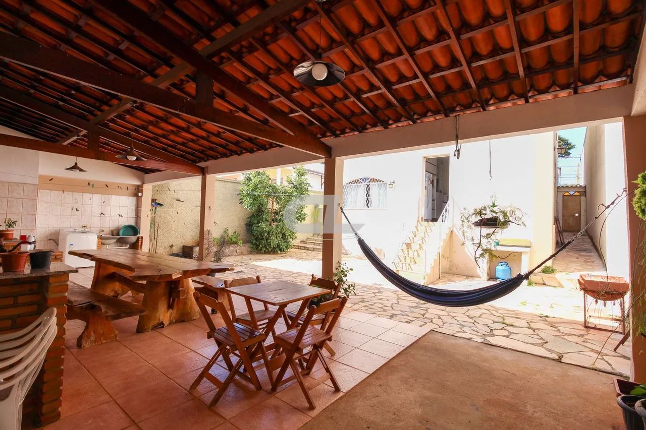Casa, 5 quartos, 1 suite, 4 vagas - Foto 4