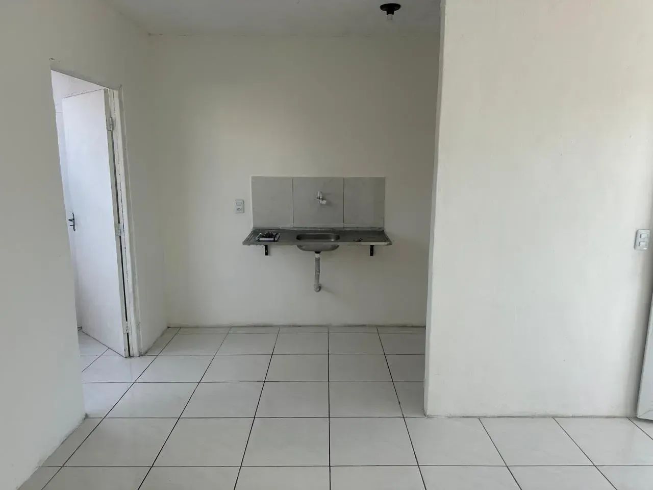 Apartamentos com 30m² para LOCAÇÃO no Montese - Foto 5