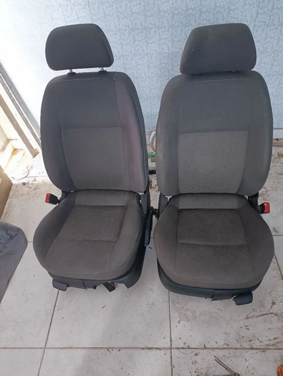 Vende-se bancos do golf Sportline 