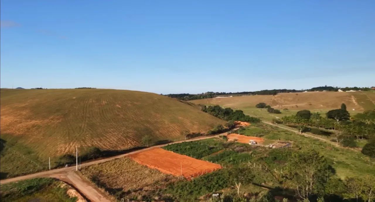 Vendo chácara a 4,5km das Praias