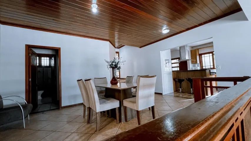 Casa ampla com piscina e vista para o mar em Coqueiros - Foto 2