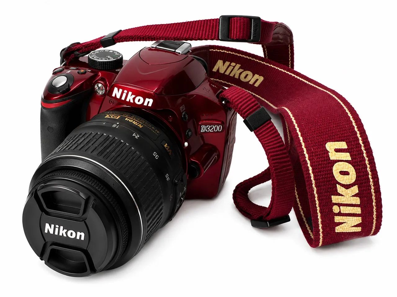 Nikon Kit D3200 + Lente 18-55mm Vr Dslr Cor Vermelho (Usado