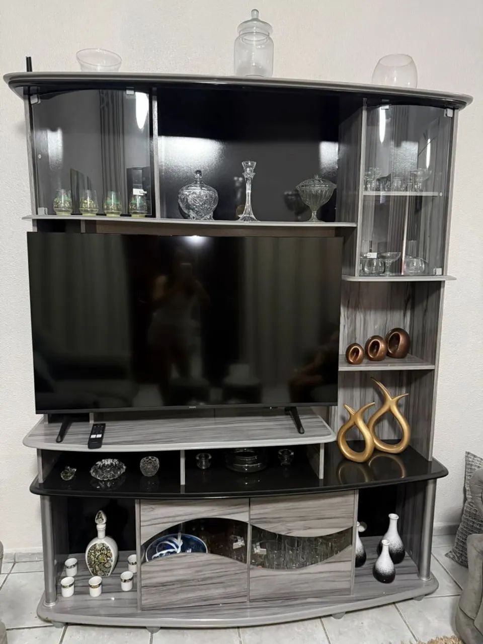 Estante + mesa de centro Artely Móveis 