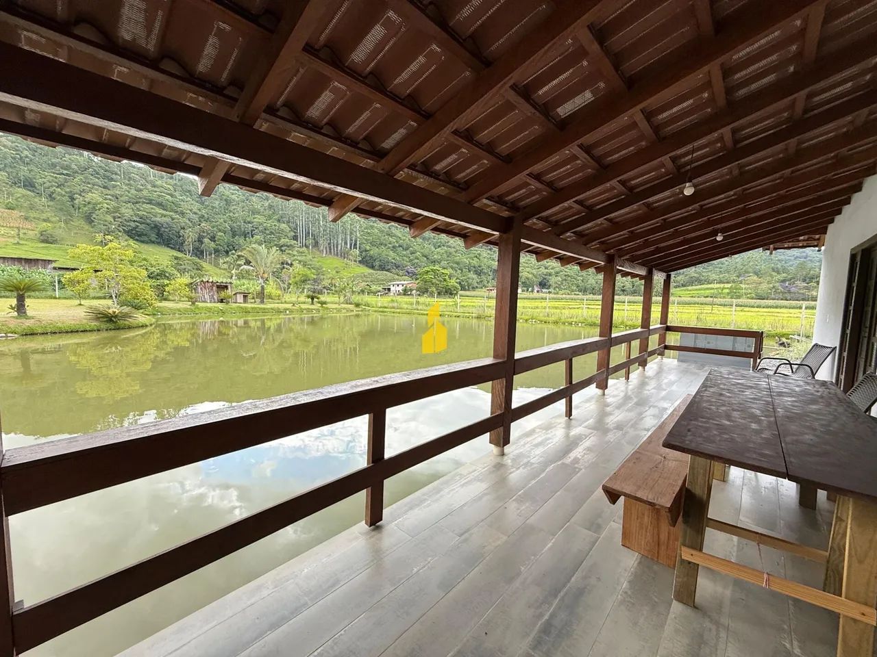 Mini sítio à venda em Tiroleses com piscina e lagoa - Foto 3