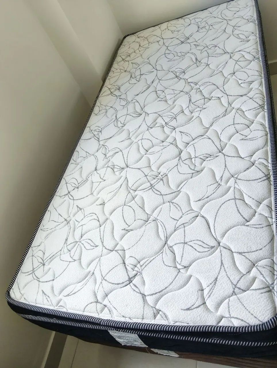 Vende -se 02 cama box Ortobom. Cada 01, vendo por 600,  - Foto 2
