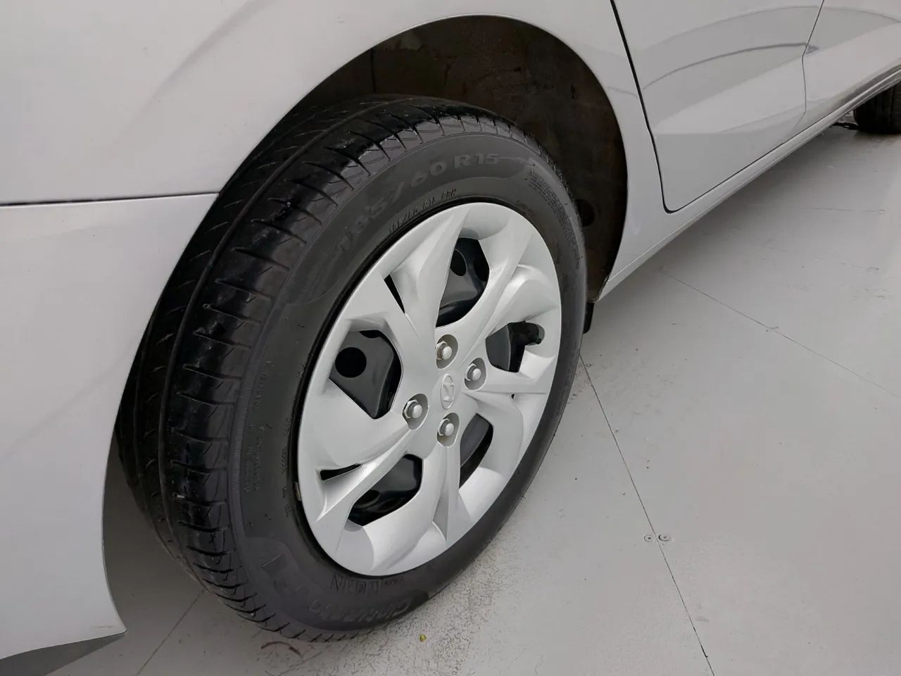 Hyundai HB20S Comfort 1.0 Flex 12V Mec., foto 14 de 18