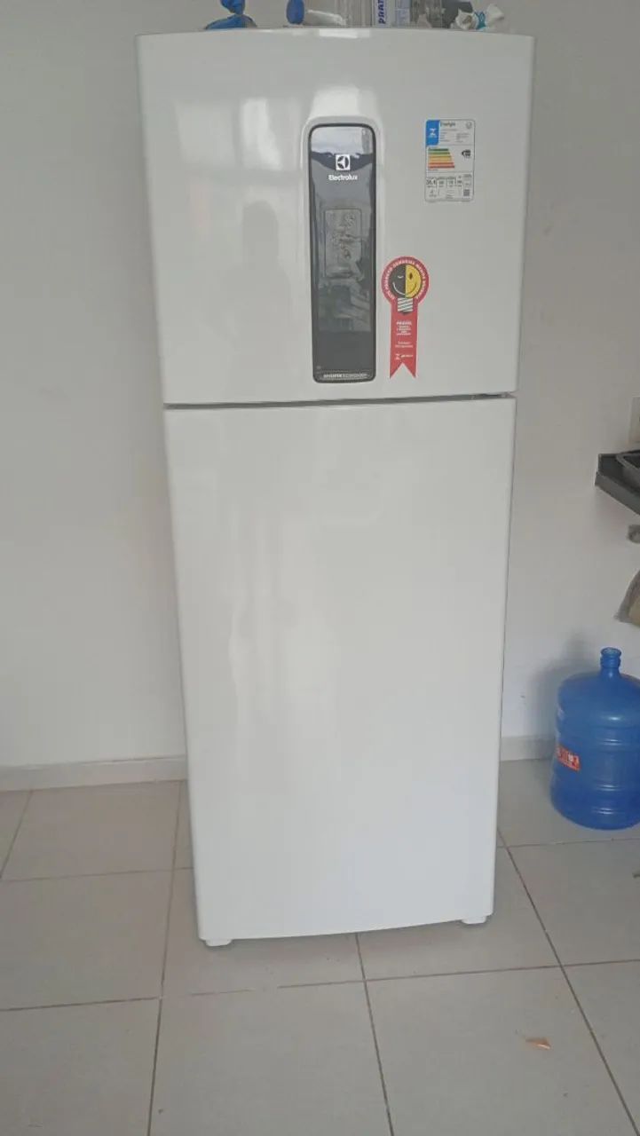 Geladeira Electrolux 480 litros nova 