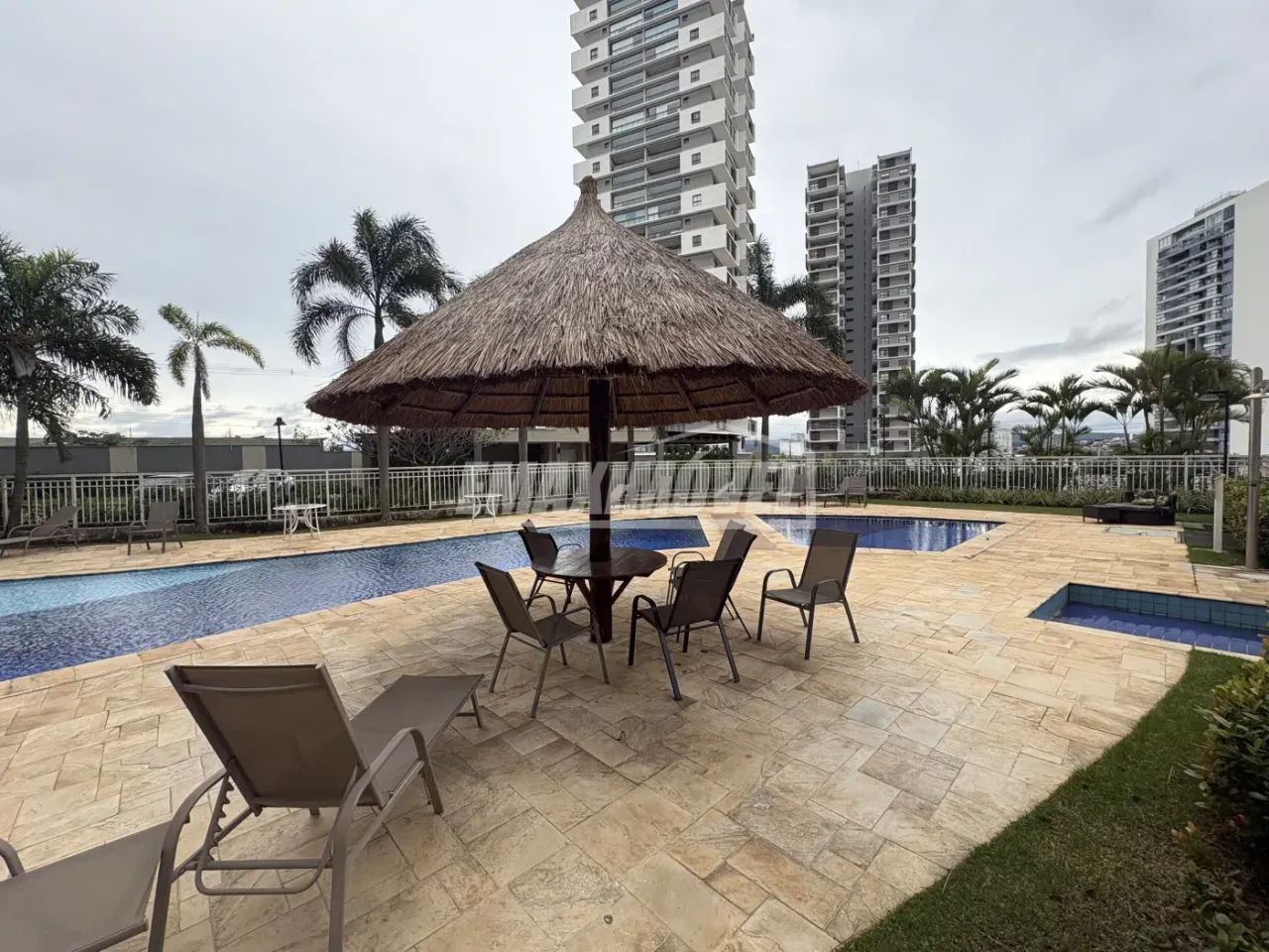 Apartamento para Aluguel - Condomínio Vitrine Esplanada