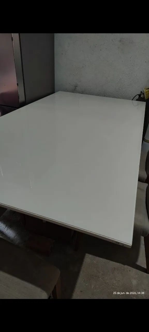 Mesa de Jantar Branca com Vidro ? com avaria