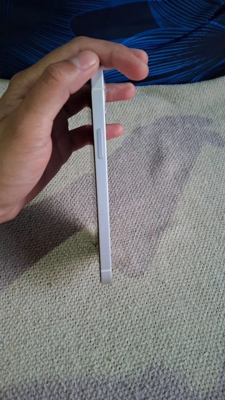 Vende-se iPhone 12 Branco  - Foto 2