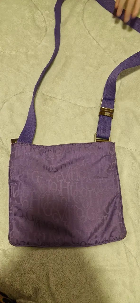 Bolsa Victor Hugo Transversal Roxa - Foto 2