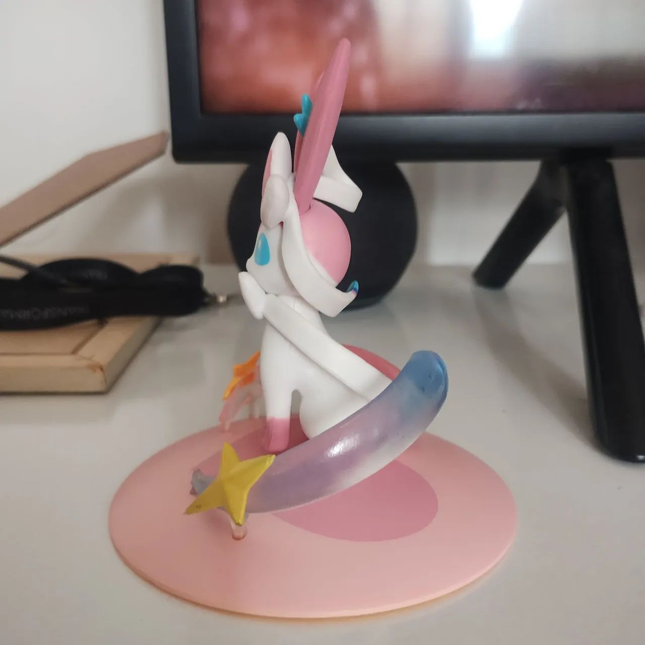 Action figure Pokémon - Eeveelution Sylveon - Foto 4