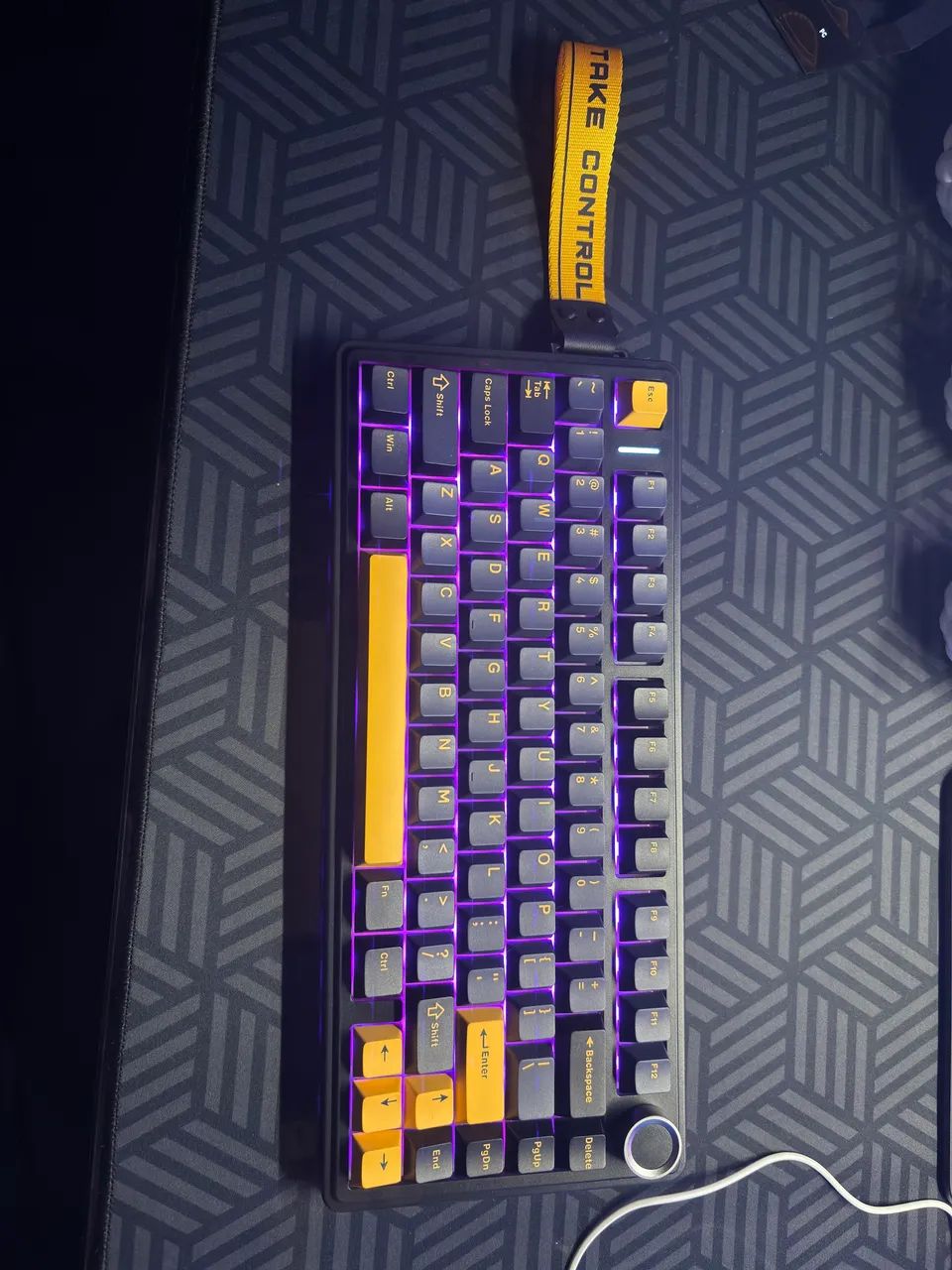 Teclado aula f75