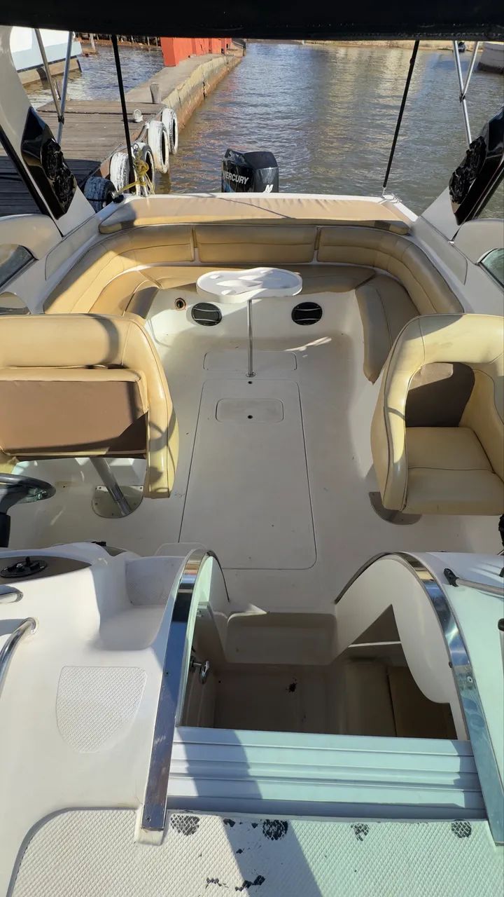 Lancha Caprice 27 com Mercury 250Hp EFI  - Foto 5