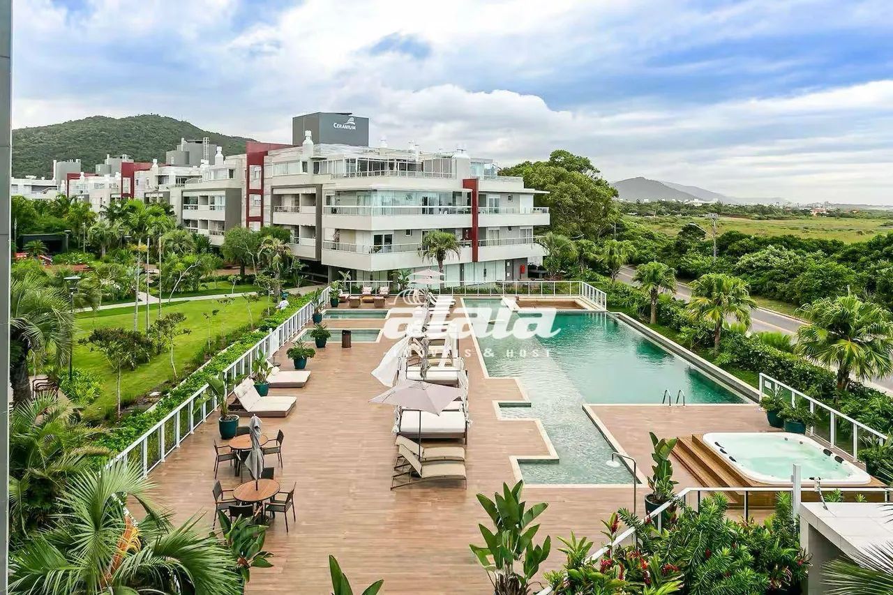 Apartamento com 3 dormitórios e vista mar - venda no Campeche - Florianópolis/SC