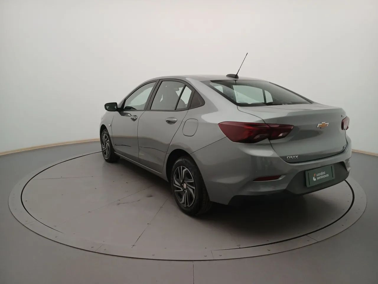 Chevrolet Onix Hatch LT 1.0 12V TB Flex Aut. 4P, foto 3 de 18
