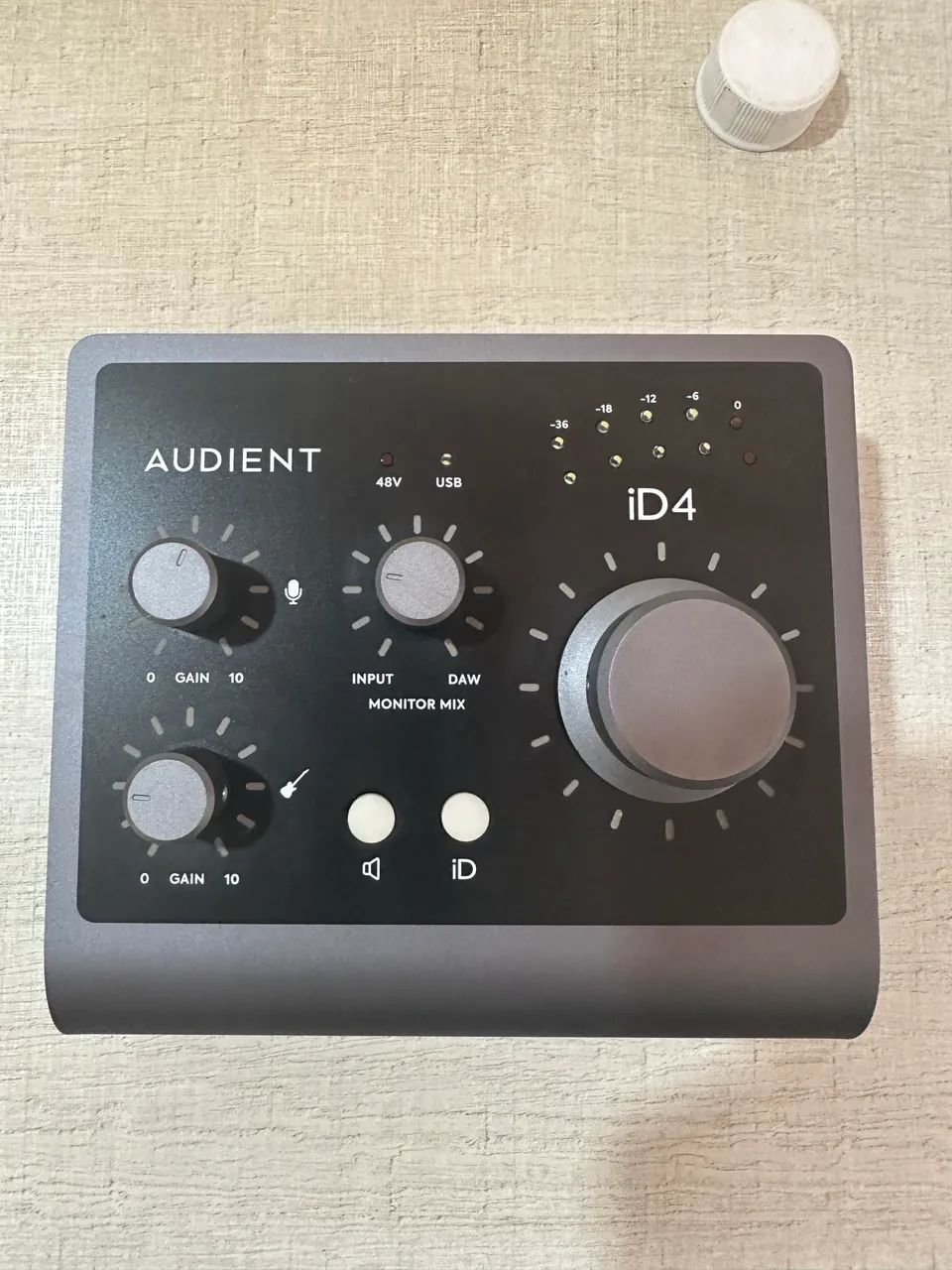 Audient ID4 MKii SEMINOVA  - Foto 3