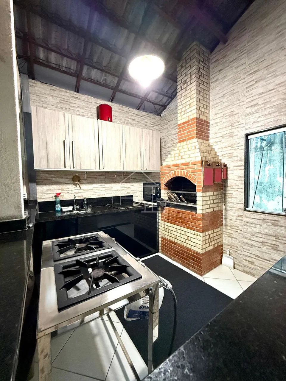 Casa de 4 quartos com 2 suítes em Barcelona  Serra - Foto 3