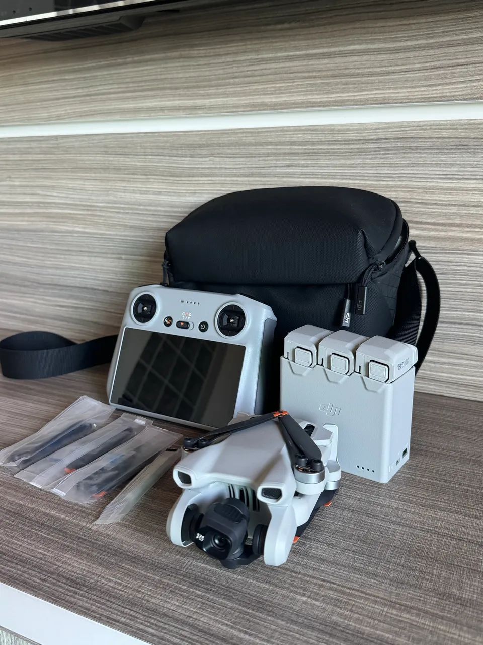 Drone Dji Mini 3 Combo fly more  - Foto 2