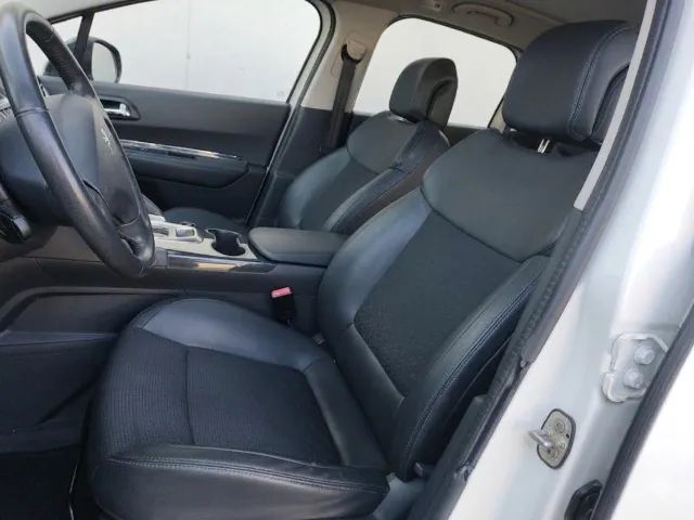 Peugeot 3008 2015
