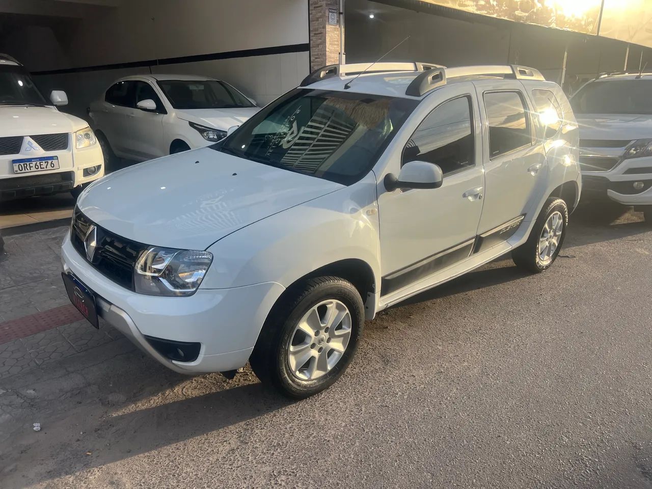 Renault Duster Dynamique 2.0 Hi-flex 16V Aut. 2017 - Foto 2