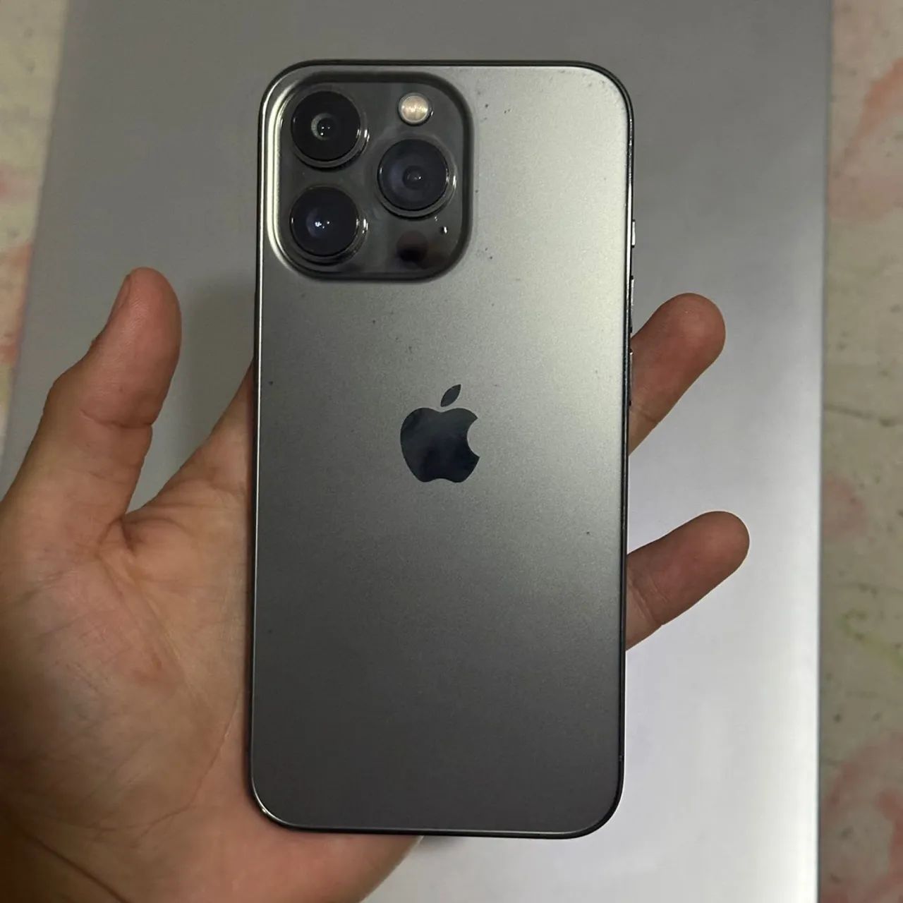 iPhone 13 Pro 128GB Cinza - R$ 1.999 - Celulares e Smartphones