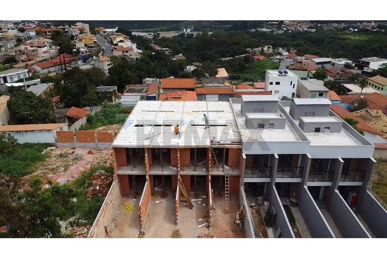 CASAS GEMINADAS EM FASE DE ACABAMENTOS E CASAS NA PLANTA EM BETIM! - Foto 3