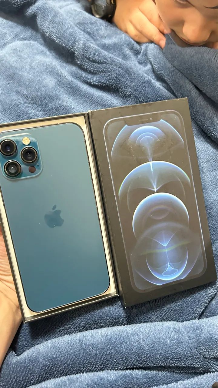 Vendo IPhone 12 Pro Max 128GB - Celulares e Smartphones - Praça 14