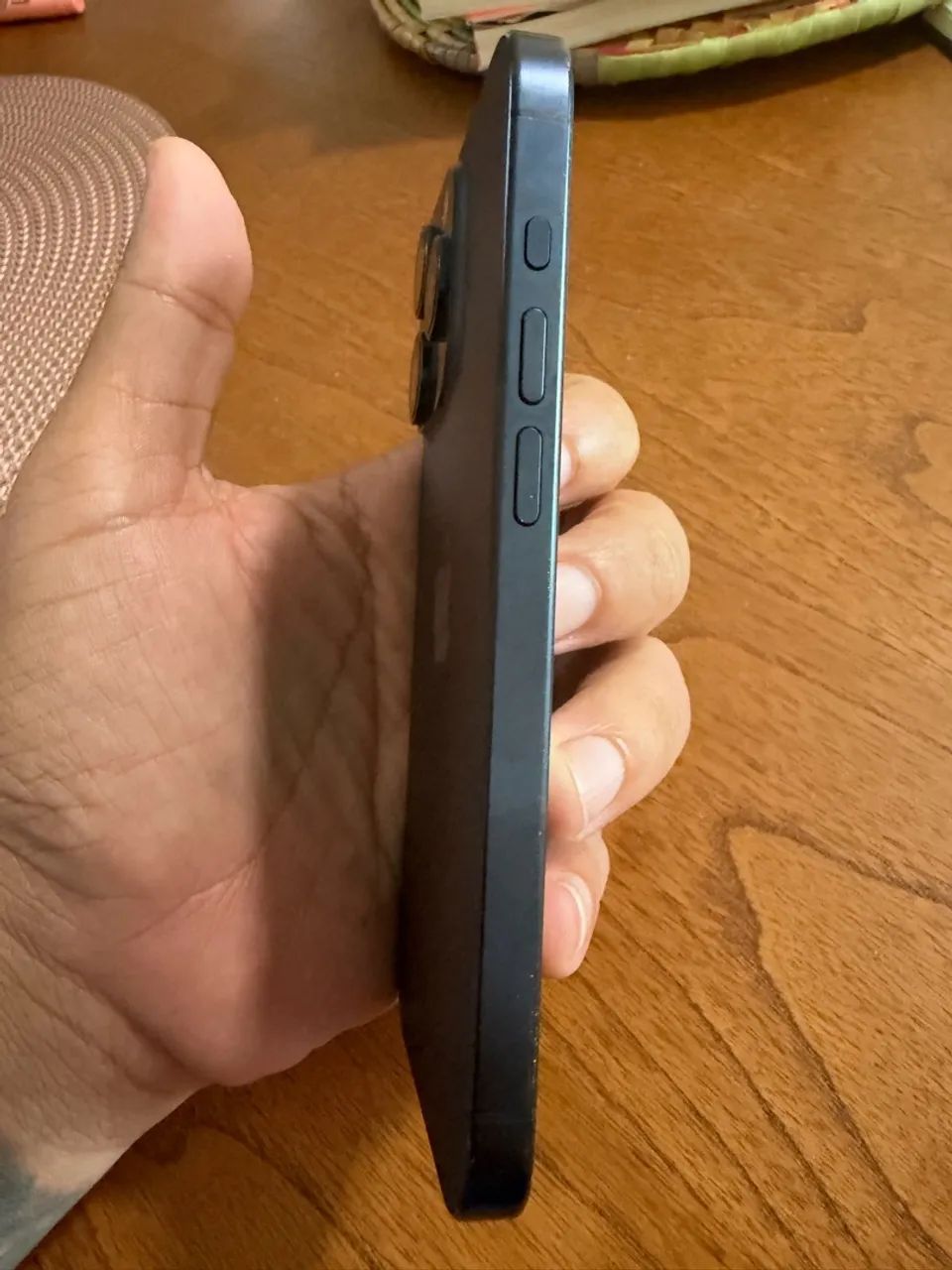 iPhone 15 pro - Foto 4