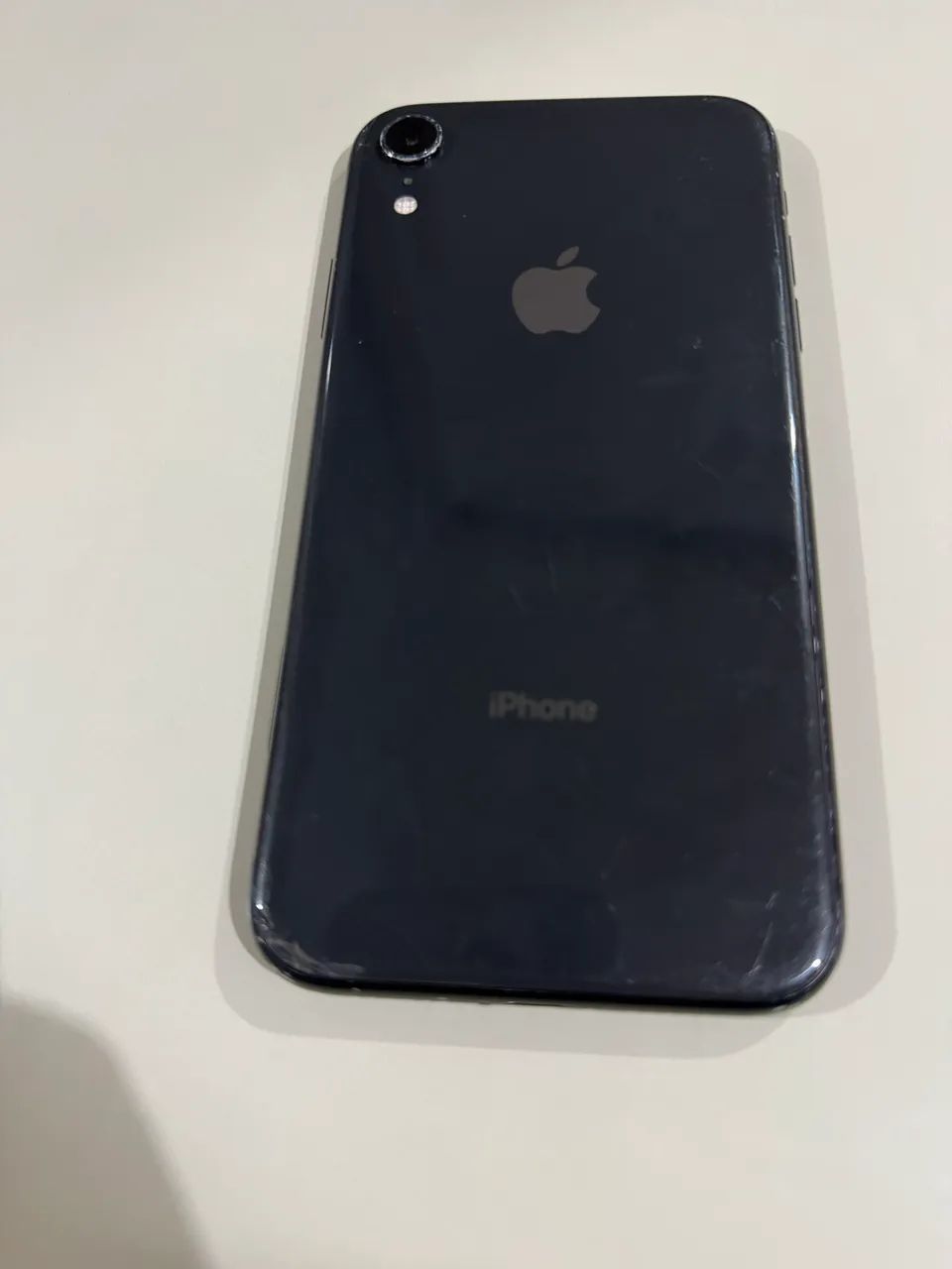 XR 64GB funciona tudo! Não troco. Valor já abaixo!