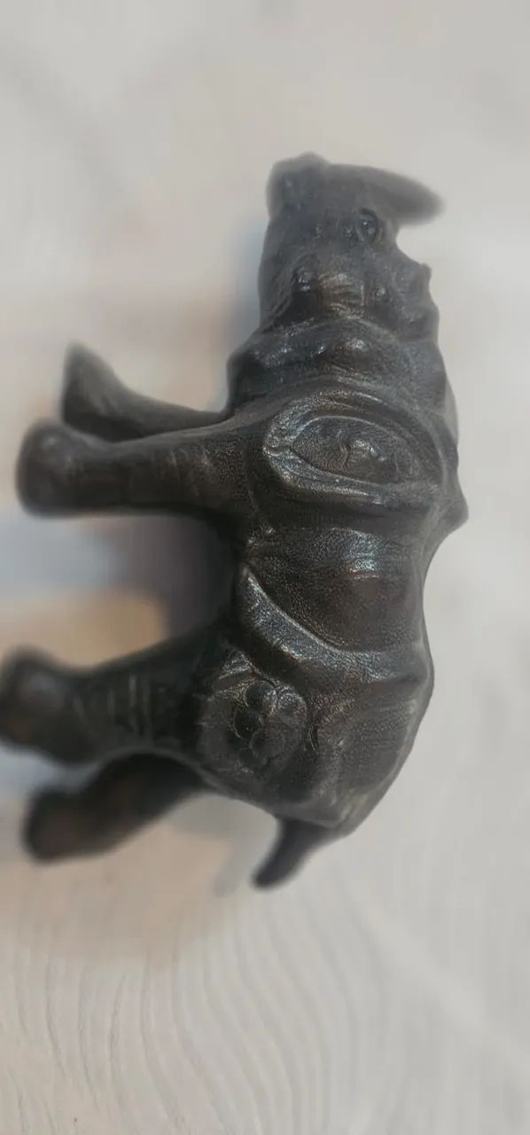 Rinoceronte vintage revestido em couro - Foto 4