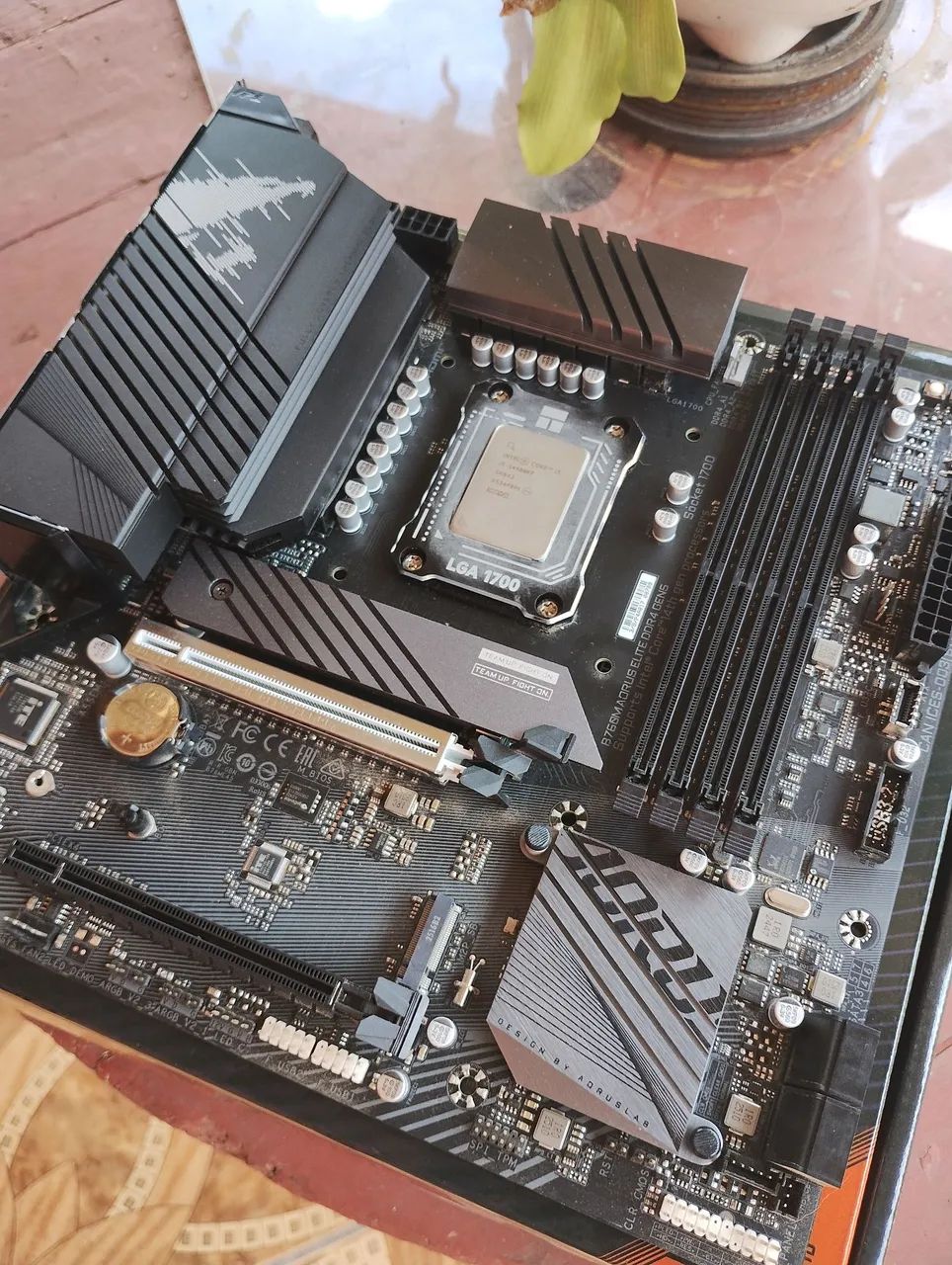 Kit i5 14600KF + B760M (DDR4) Aorus Elite - Foto 5