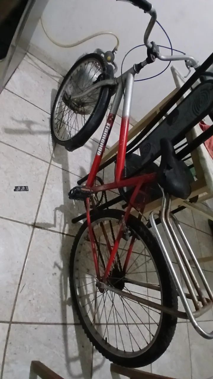 Bicicleta semi nova 