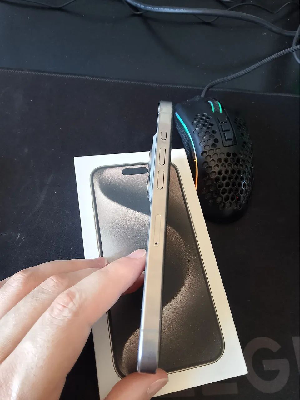 Iphone 15 Pro cinza 128gb - Foto 4