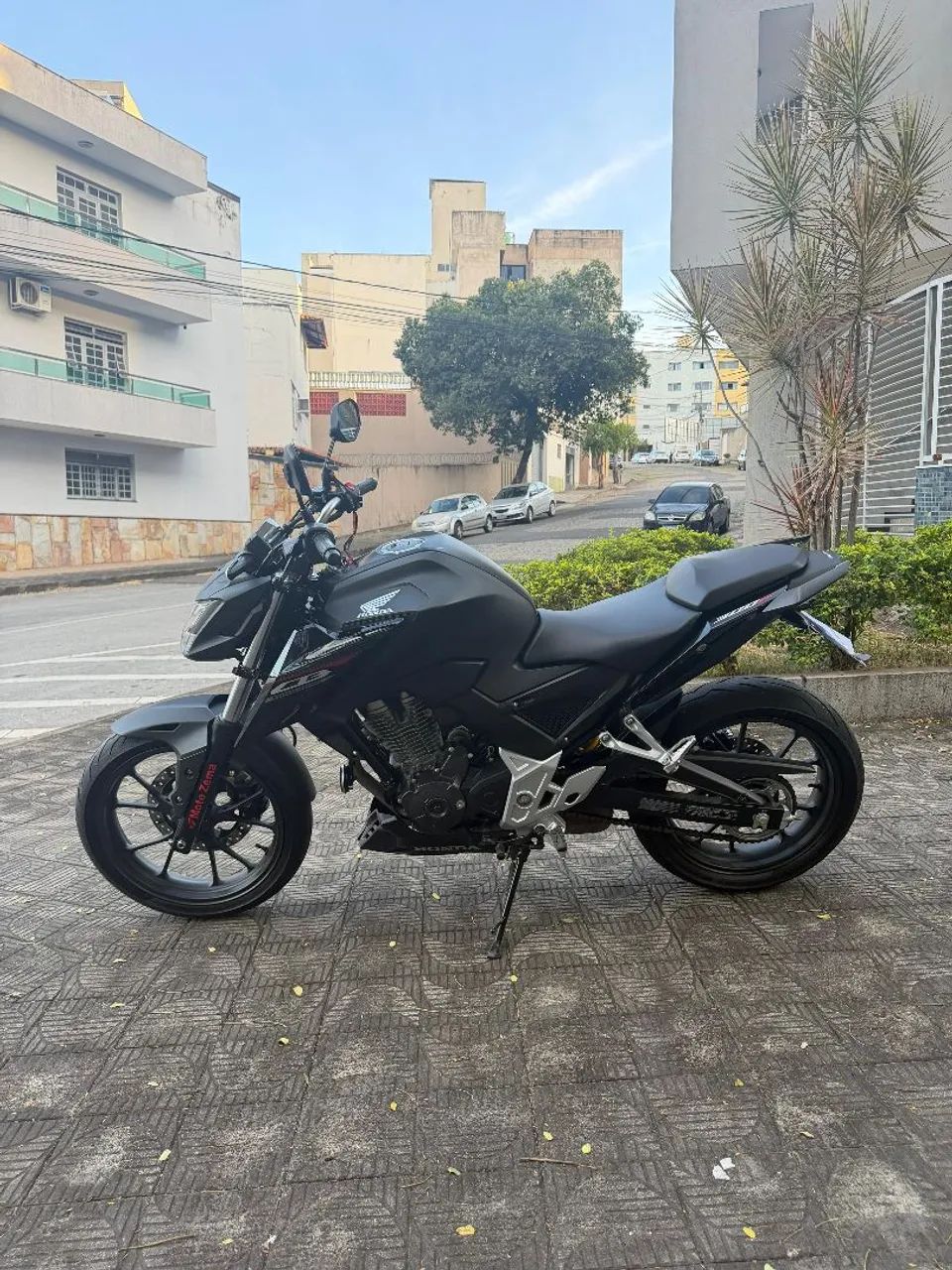 CB300 Twister  - Foto 4