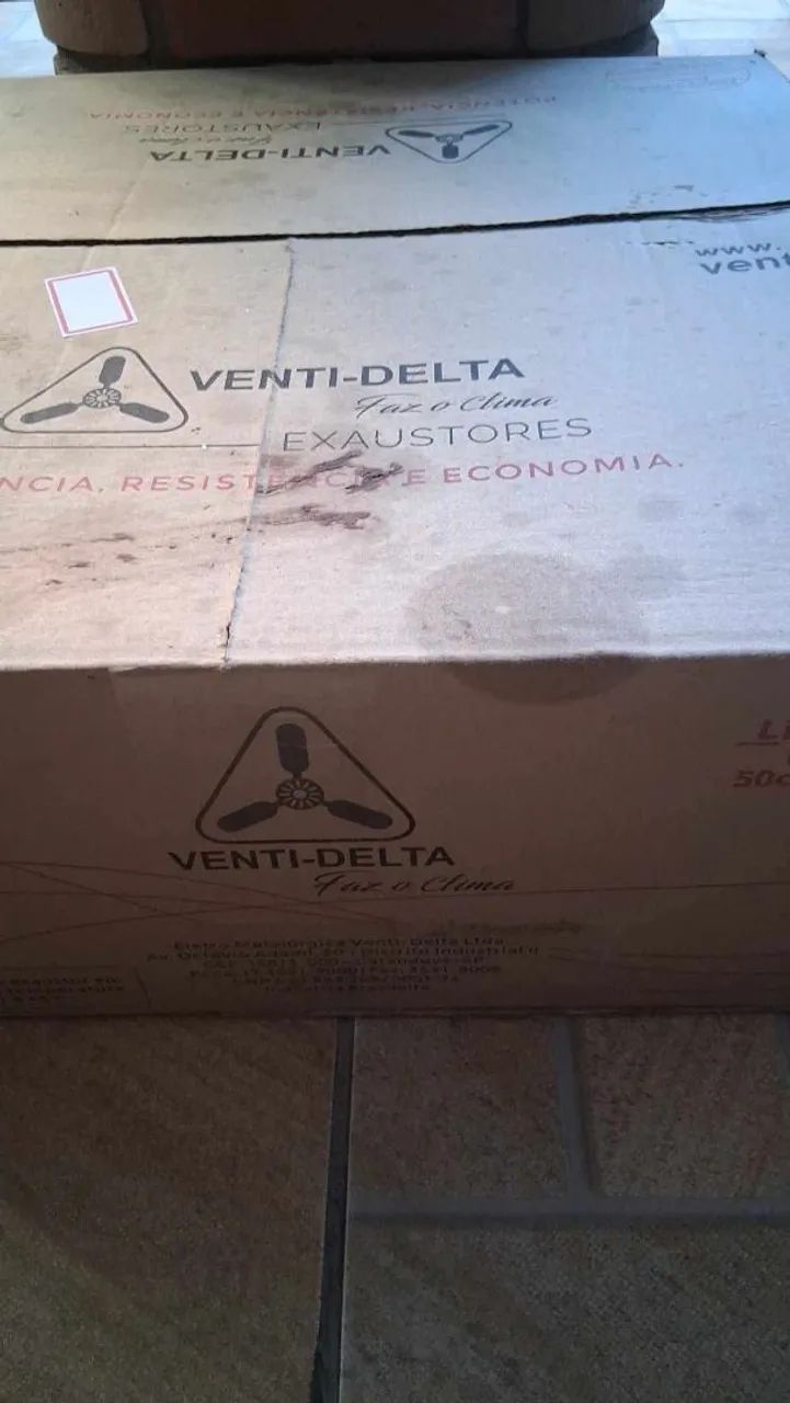 Exaustor de parede e teto novo 