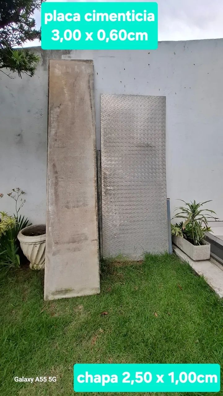 Sobras de Material de Construção Para Desocupar Lugar