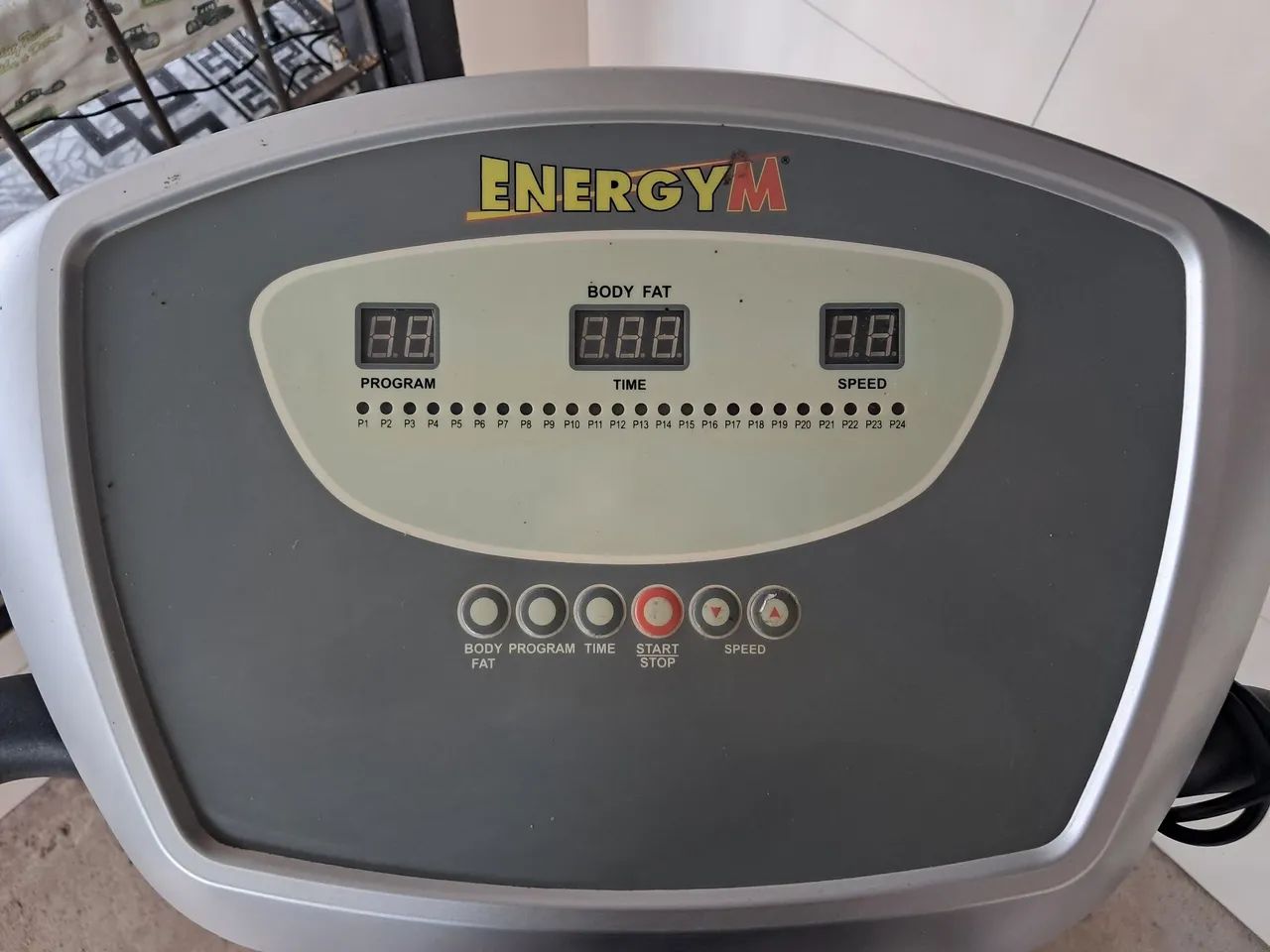 Máquina de musculação  - Foto 2