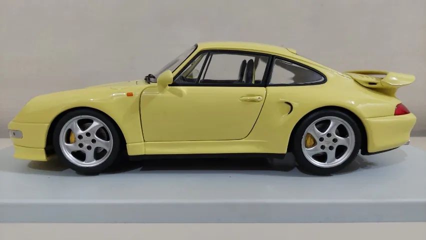 1:18 Porsche 911 Turbo S (993)UT Models - Hobbies e coleções