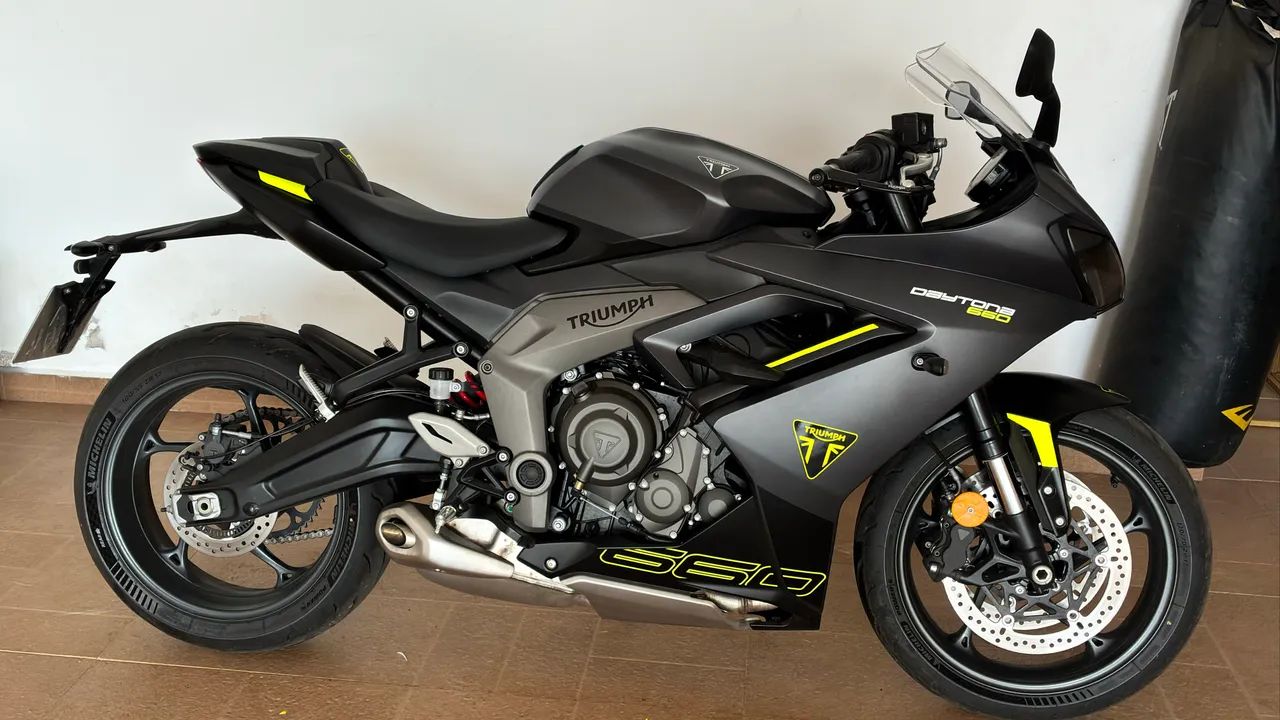 Daytona 660 - moto zerada!!!