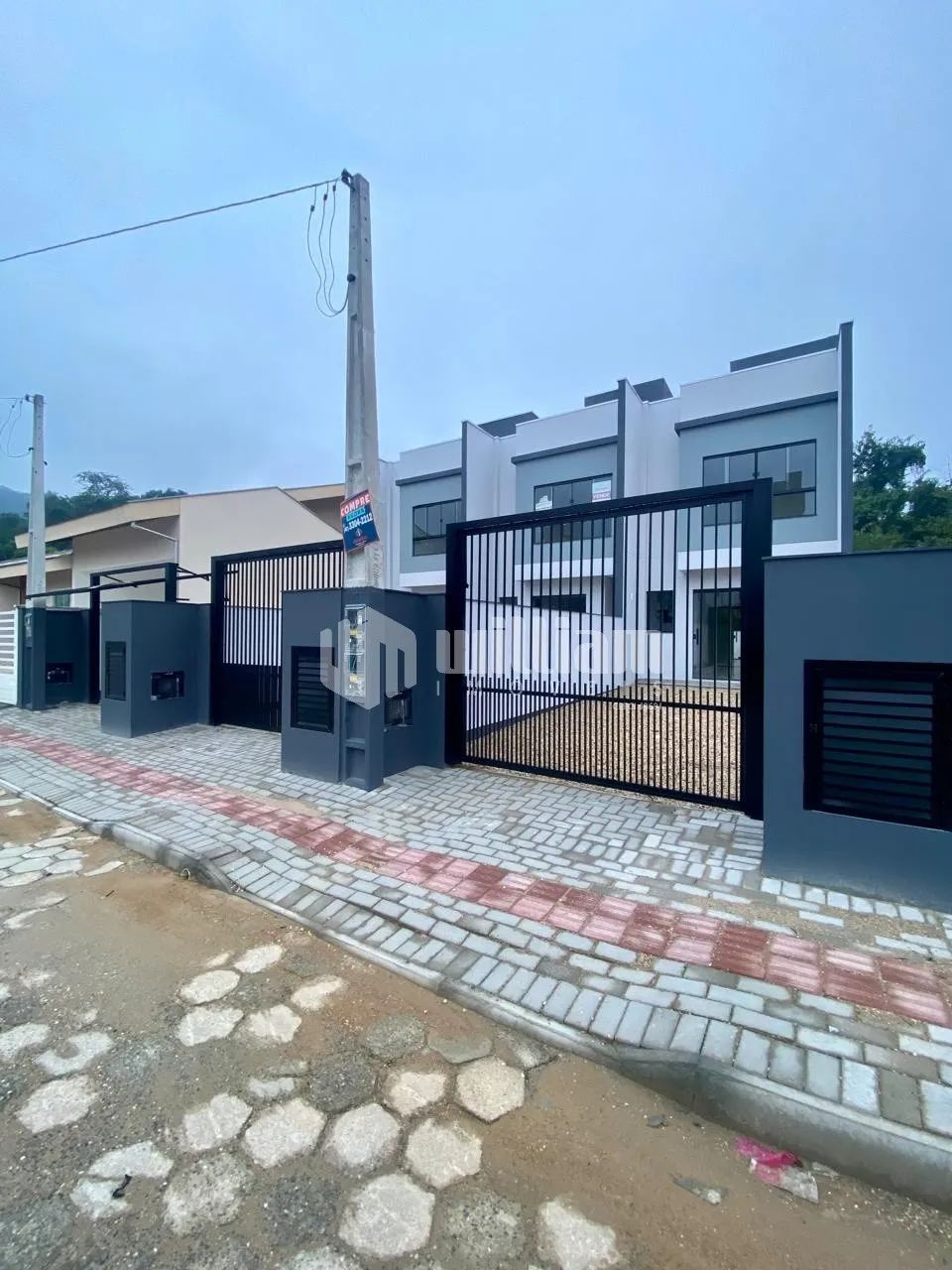 SOBRADO COM 2 SUÍTES E 2 VAGAS  SOUZA CRUZ