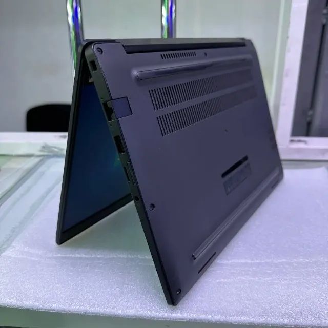 Dell Latitude 7390 - Foto 2